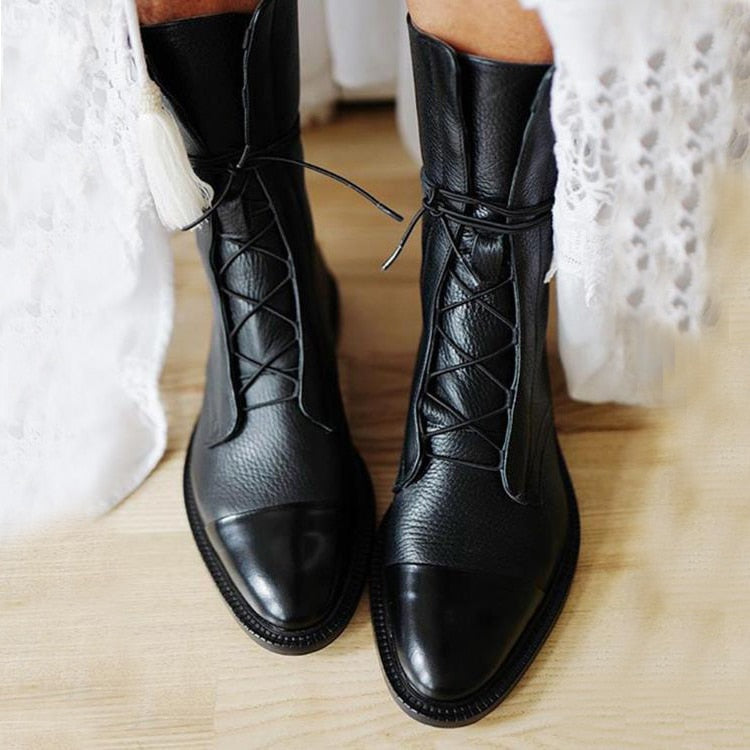 Michelle™ | Botas planas de piel con cordones y caña media