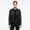 Adriana™ | Chaqueta motera de piel entallada con cuello mao