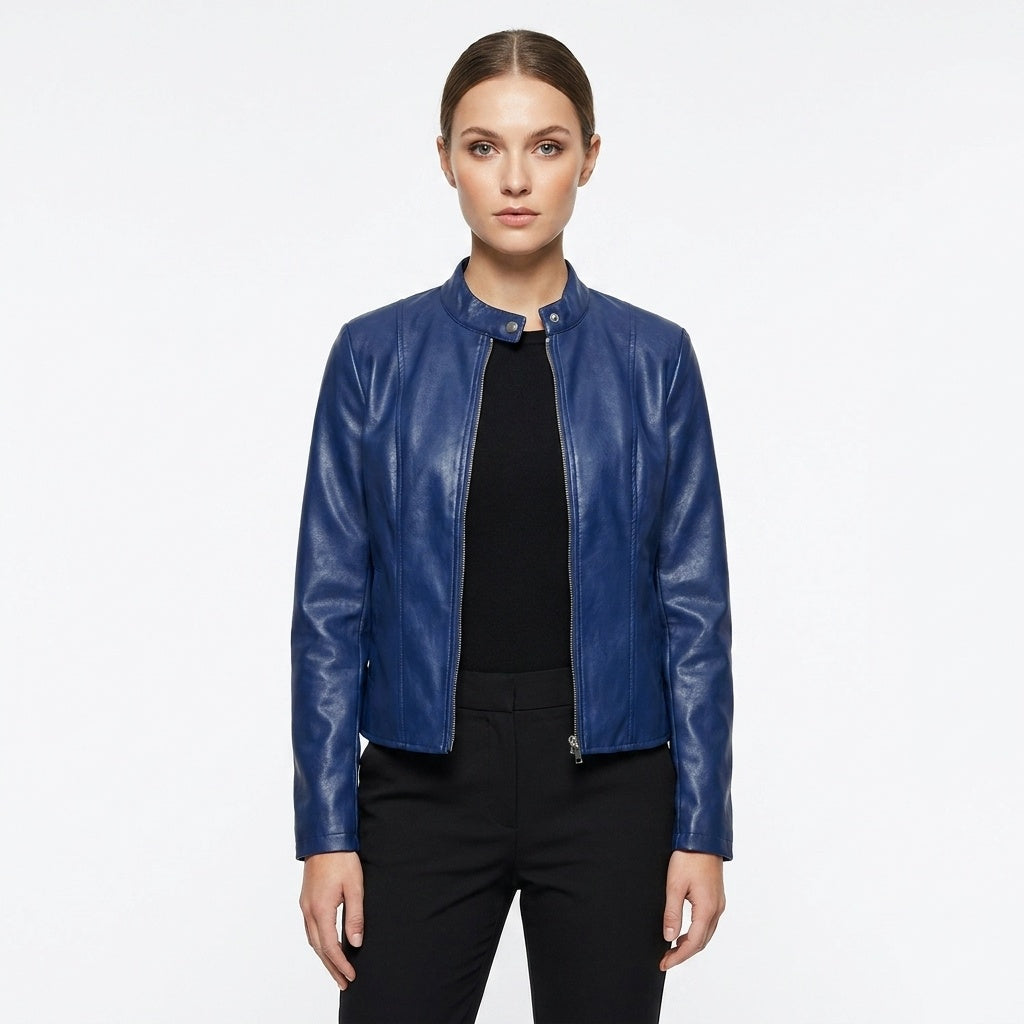 Adriana™ | Chaqueta motera de piel entallada con cuello mao