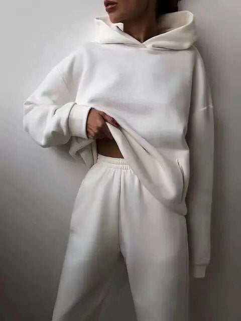 Lydia™ | Chándal con sudadera con capucha y pantalón jogger