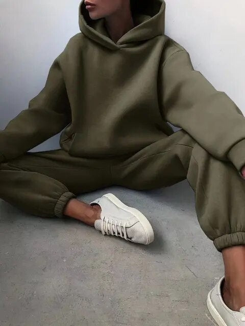 Lydia™ | Chándal con sudadera con capucha y pantalón jogger