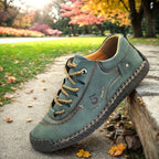 Whitney™ | Zapatos blucher de ante con suela cosida a mano