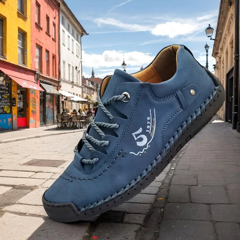 Whitney™ | Zapatos blucher de ante con suela cosida a mano