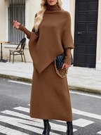 Aurora™ | Conjunto de punto con poncho de cuello alto y falda midi