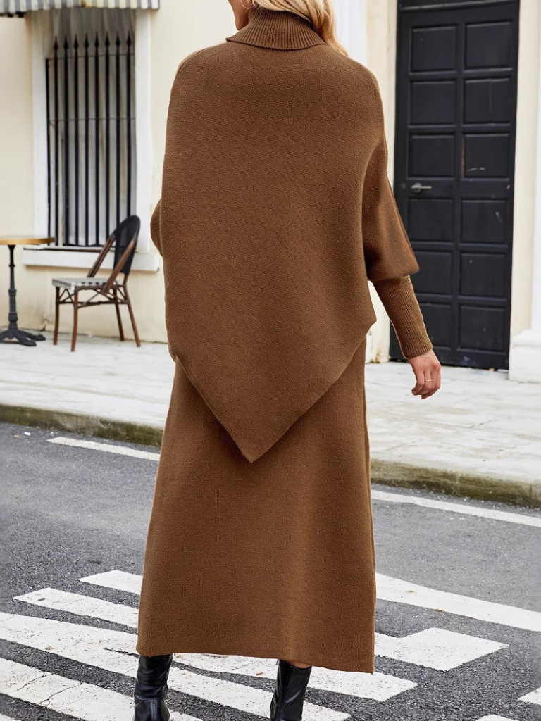 Aurora™ | Conjunto de punto con poncho de cuello alto y falda midi