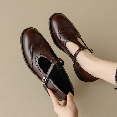 Callie™ | Zapatos Mary Jane con pulsera en T y punta redonda