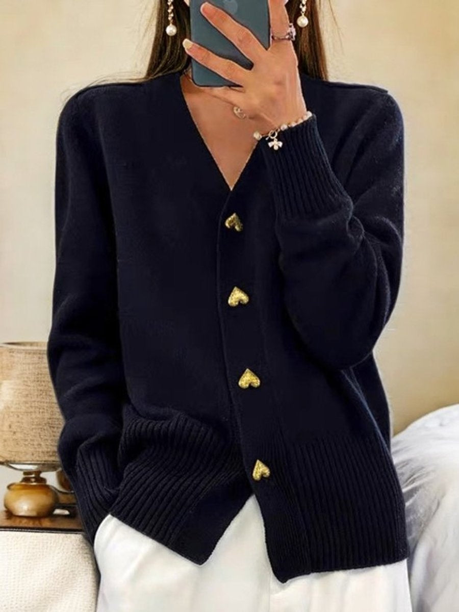 Amy™ | Chaqueta de punto con botones de corazón y cuello de pico