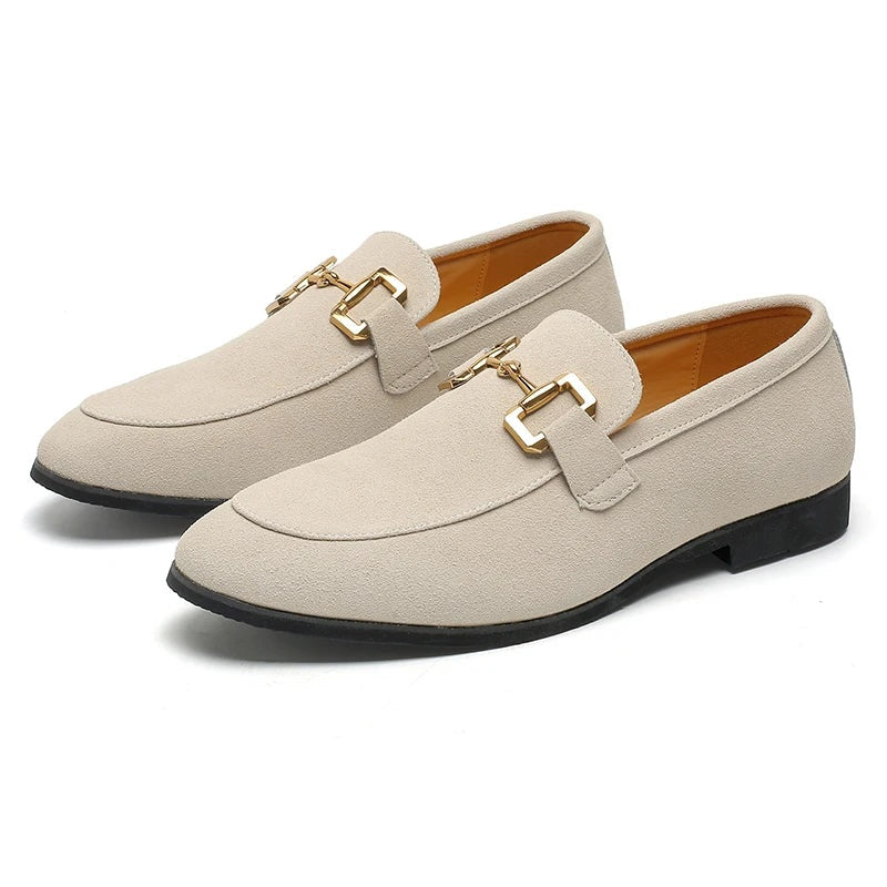 Liam™ | Mocasines de ante con hebilla dorada