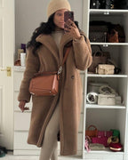Cora™ | Abrigo largo de borreguito oversize