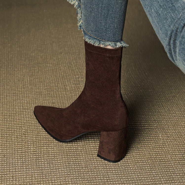 Fiona™ | Botines de ante con tacón ancho y cremallera lateral