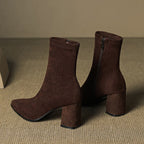 Fiona™ | Botines de ante con tacón ancho y cremallera lateral