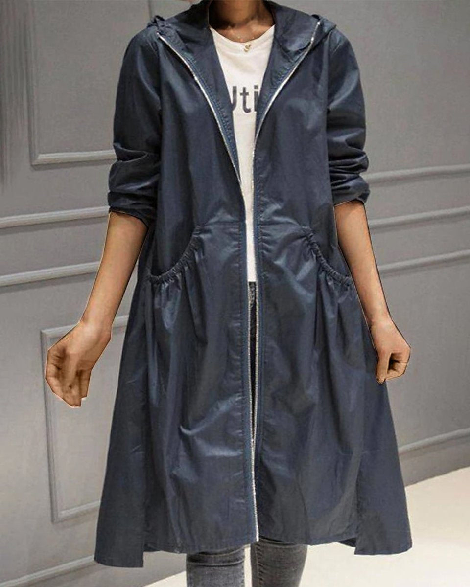 Leah™ | Parka larga impermeable con capucha y cintura fruncida