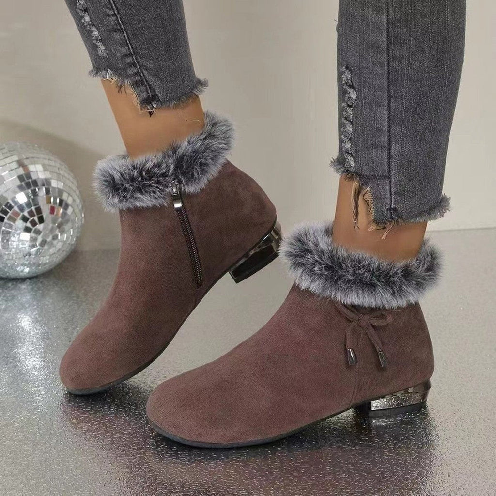 Genevieve™ | Botines de ante con pelo sintético y tacón bajo