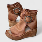 Sophie™ | Botas camperas de piel con cuña y hebillas