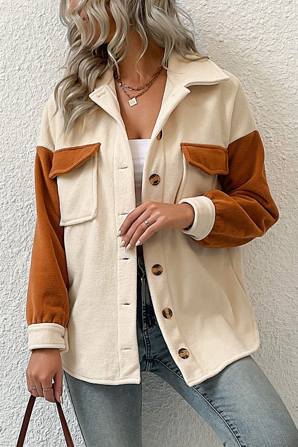 Hannah™ | Chaqueta de borreguito bicolor con bolsillos
