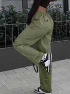 Elise™ | Pantalón cargo de polipiel de tiro alto