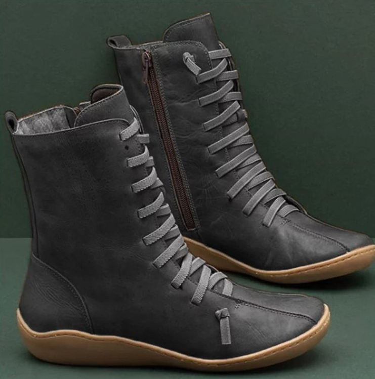 Lila™ | Botas planas de media caña con cordones