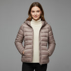 Josie™ | Chaqueta acolchada corta de cuello alto