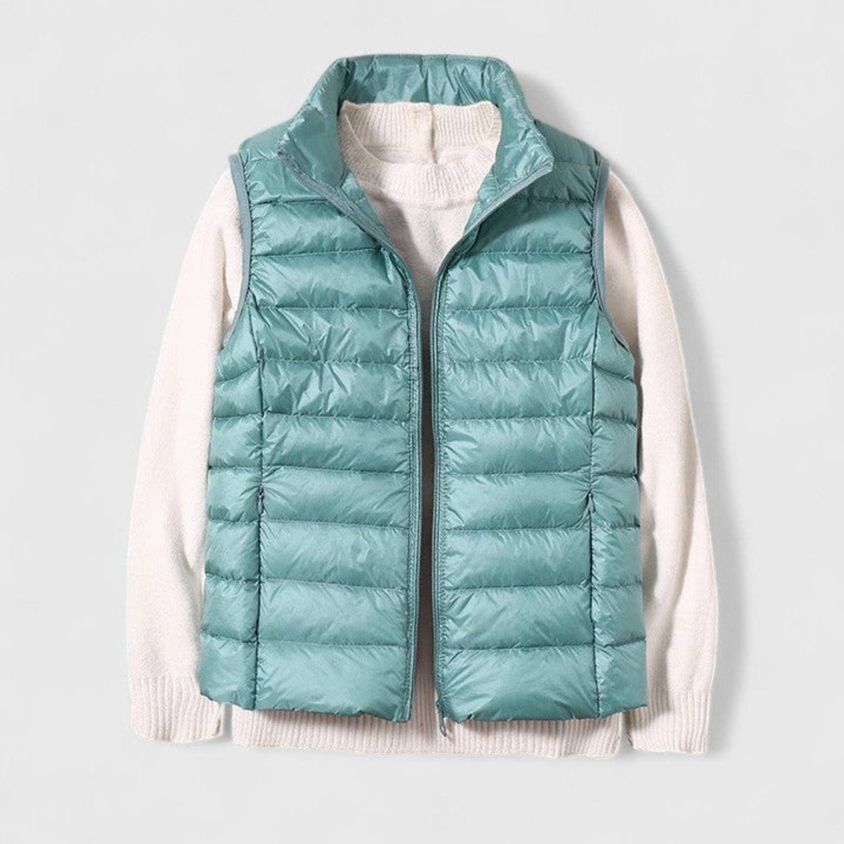 Cecilia™ | Chaleco acolchado ligero con cuello alto y cremallera