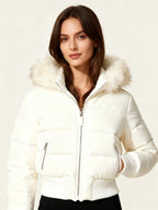 Ashley™ | Chaqueta acolchada con capucha de pelo sintético
