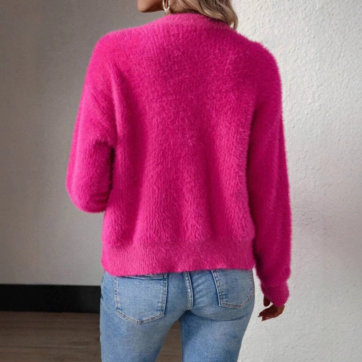 Avery™ | Cárdigan de punto suave con cuello pico y botones