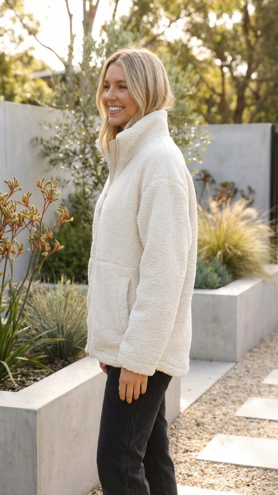 Addison™ | Chaqueta sherpa oversize con cremallera y cuello alto