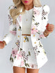 Blanco con flores