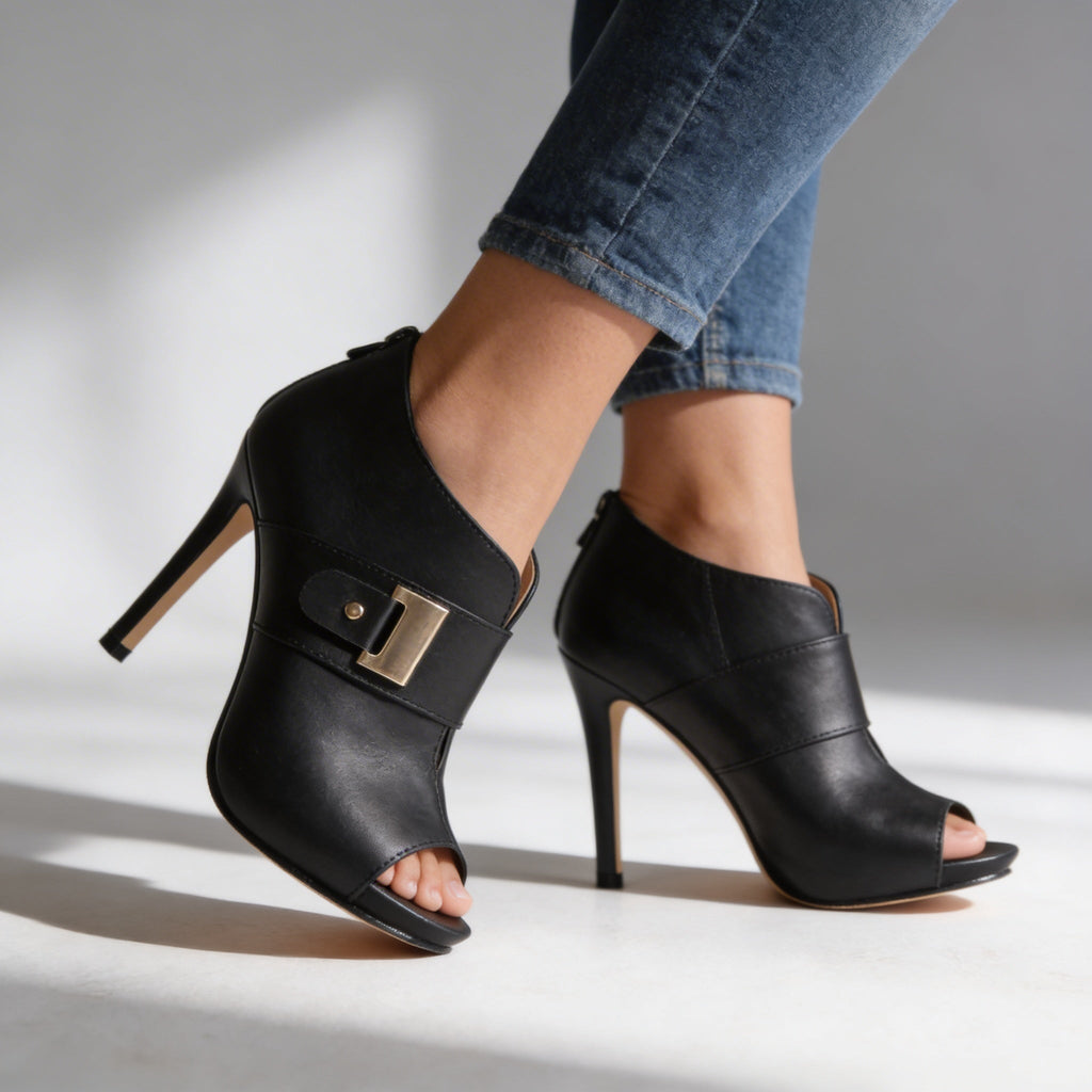 Ellie™ | Stilettos peep toe con tacón de aguja y hebilla