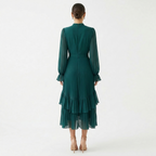 Gabriella™ | Vestido midi plisado con volantes y cuello alto
