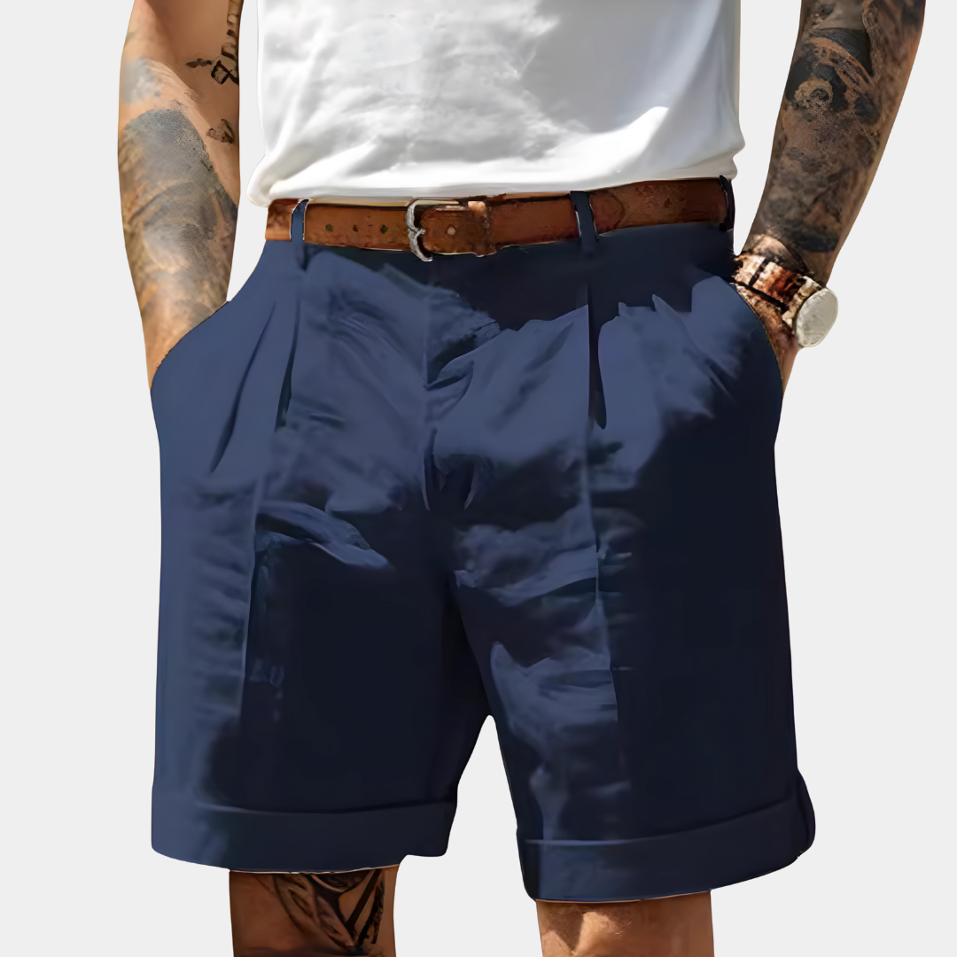 Marcus™ | Bermudas con pinzas y bajo vuelto