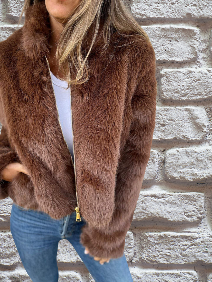 Mackenzie™ | Chaqueta corta de pelo sintético con cremallera