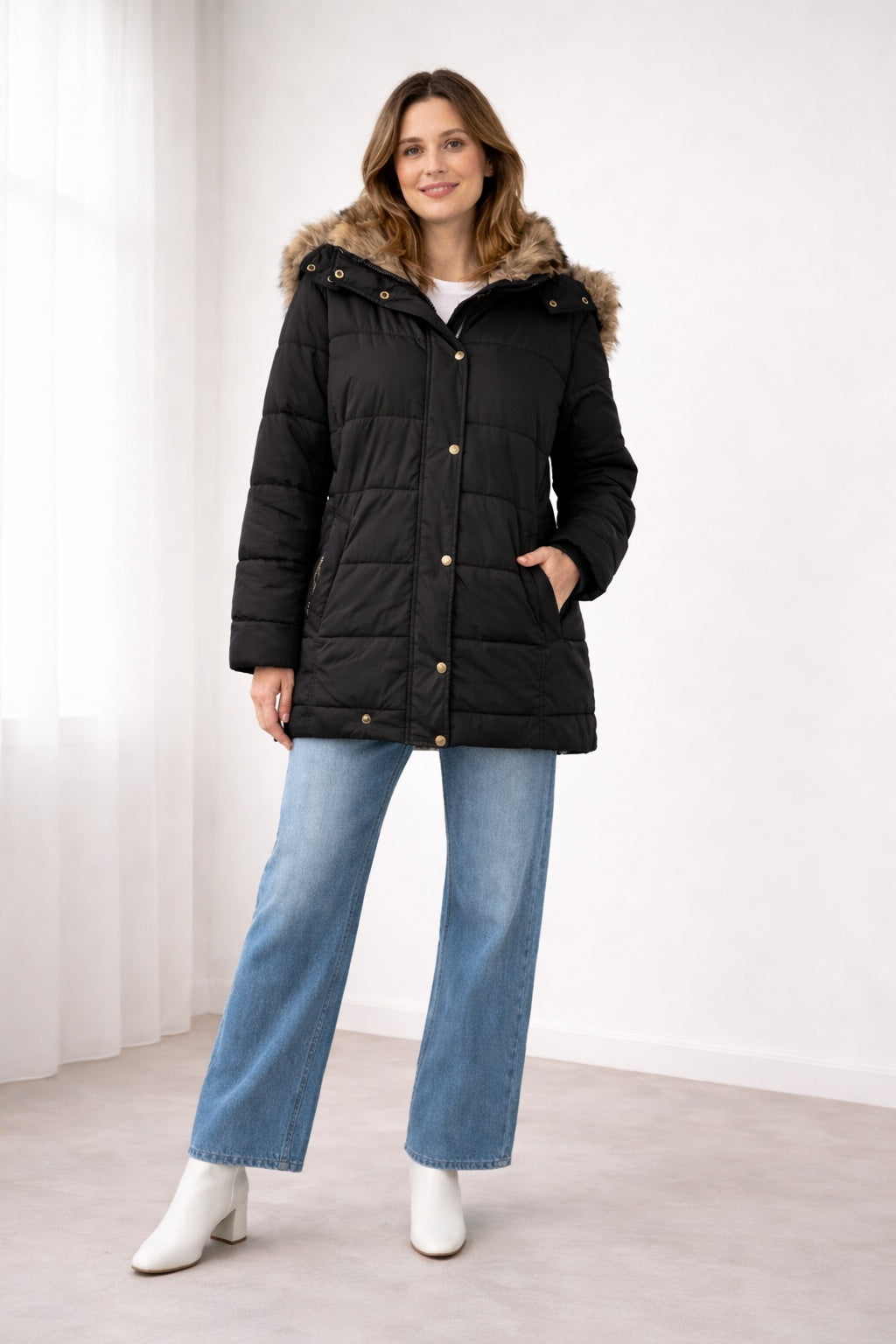 Melody™ | Abrigo acolchado oversize con capucha de pelo sintético