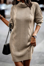 Zoe™ | Vestido midi de punto trenzado con cuello alto