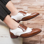 Oliver™ | Zapatos oxford brogue bicolor de piel con cordones