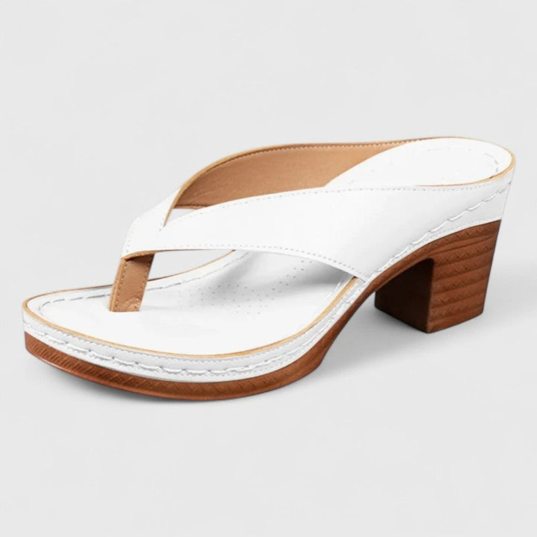 Andrea™ | Sandalias de dedo con tacón ancho
