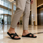 Jackson™ | Sandalias planas de tiras cruzadas slip-on
