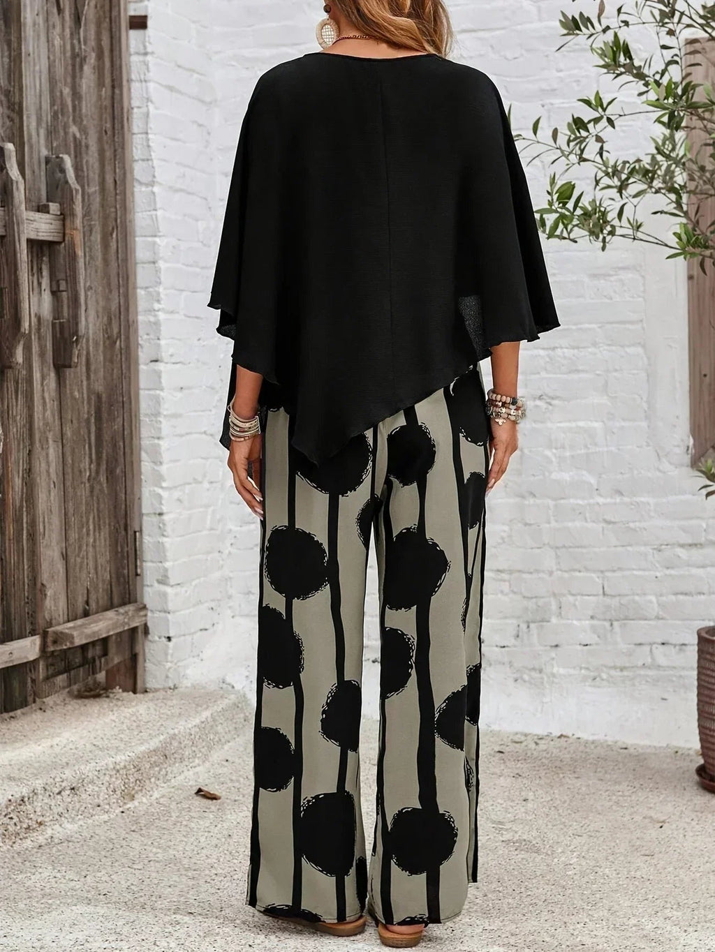 Audrey™ | Conjunto casual de top asimétrico y pantalón ancho estampado