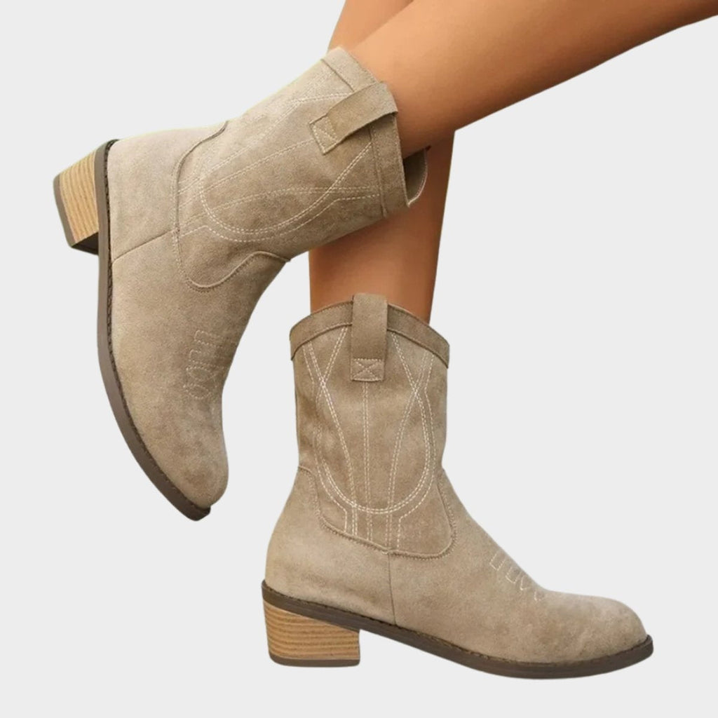 Vanessa™ | Botines camperos de ante con bordados y tacón ancho