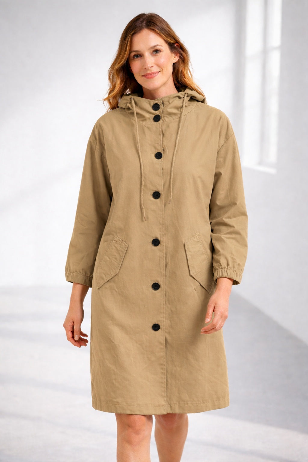 Isla™ | Chaqueta ligera con capucha y manga tres cuartos