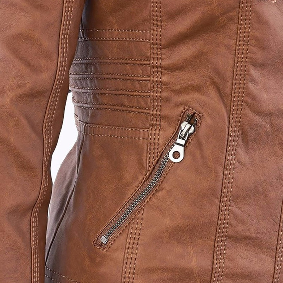 Emilia™ | Chaqueta motera de polipiel con capucha