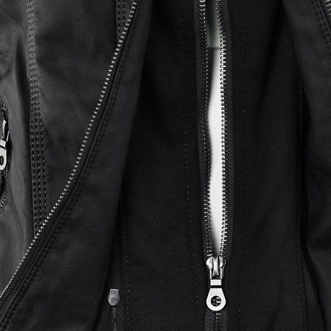 Emilia™ | Chaqueta motera de polipiel con capucha