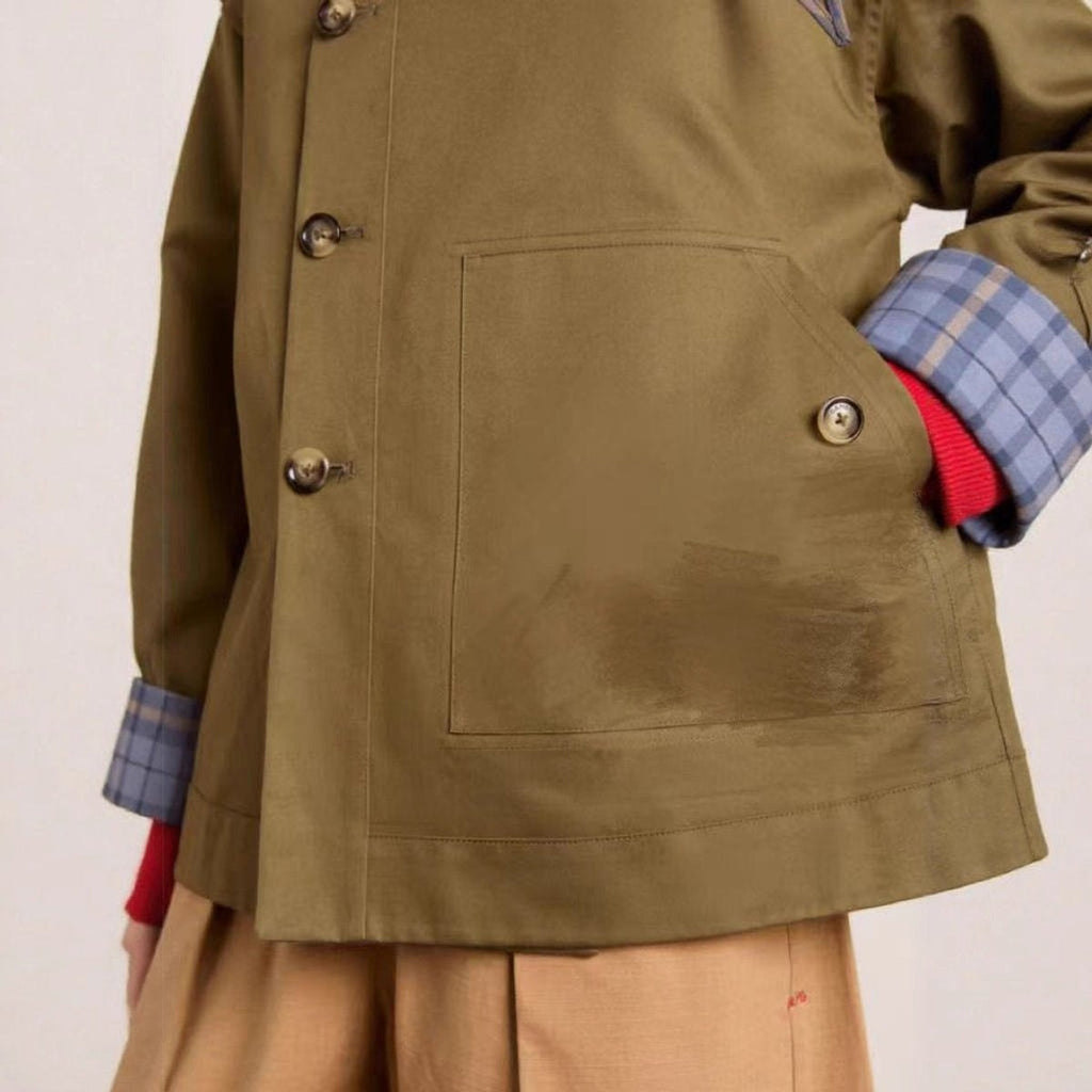 Zoe™ | Gabardina corta oversize con forro escocés y doble botonadura