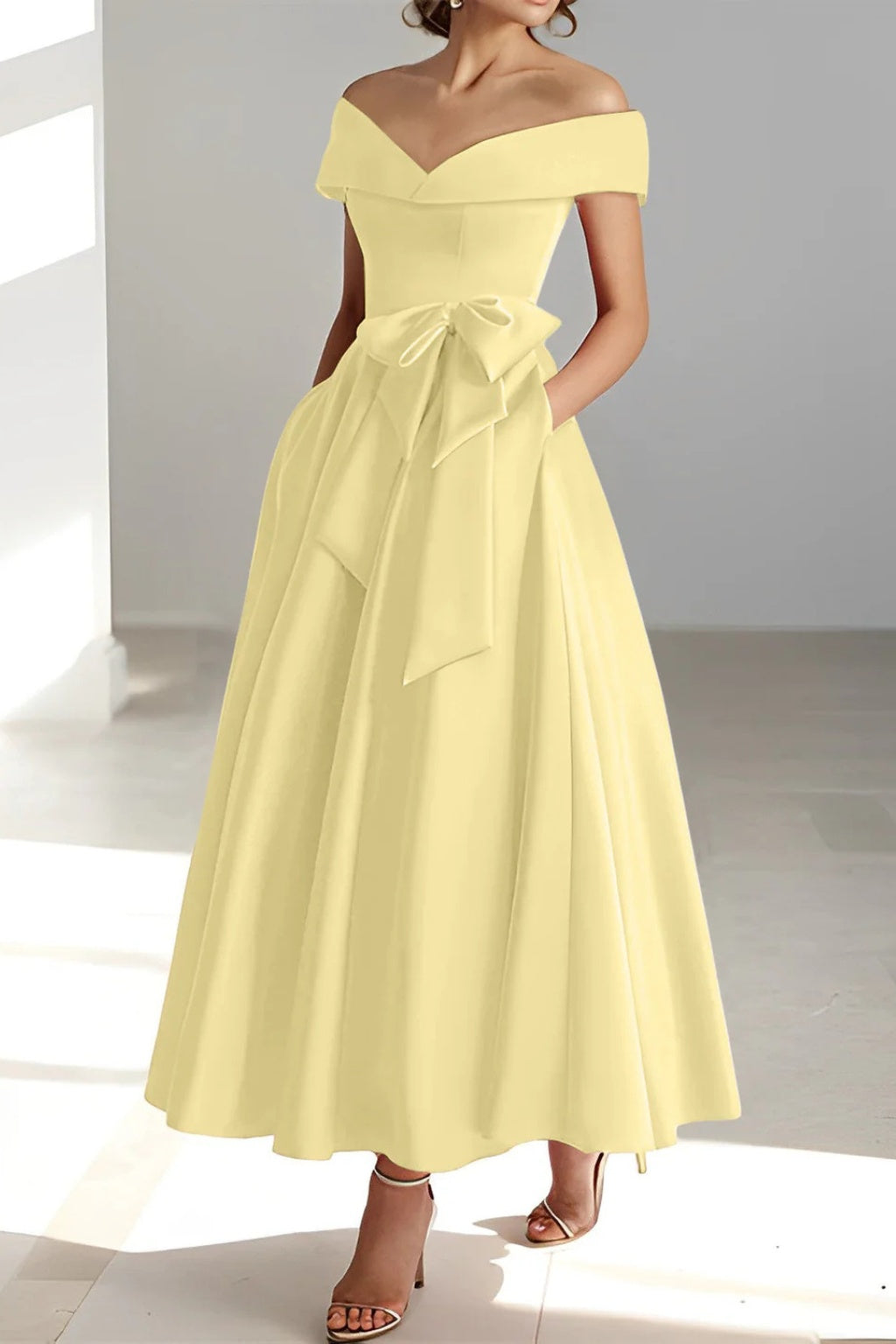 Bailey™ | Vestido midi de dama de honor con hombros descubiertos y cinturón