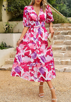 Annabelle™ | Vestido midi floral de invitada con escote de pico