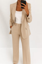 Megan™ | Traje elegante de blazer con solapas y pantalón